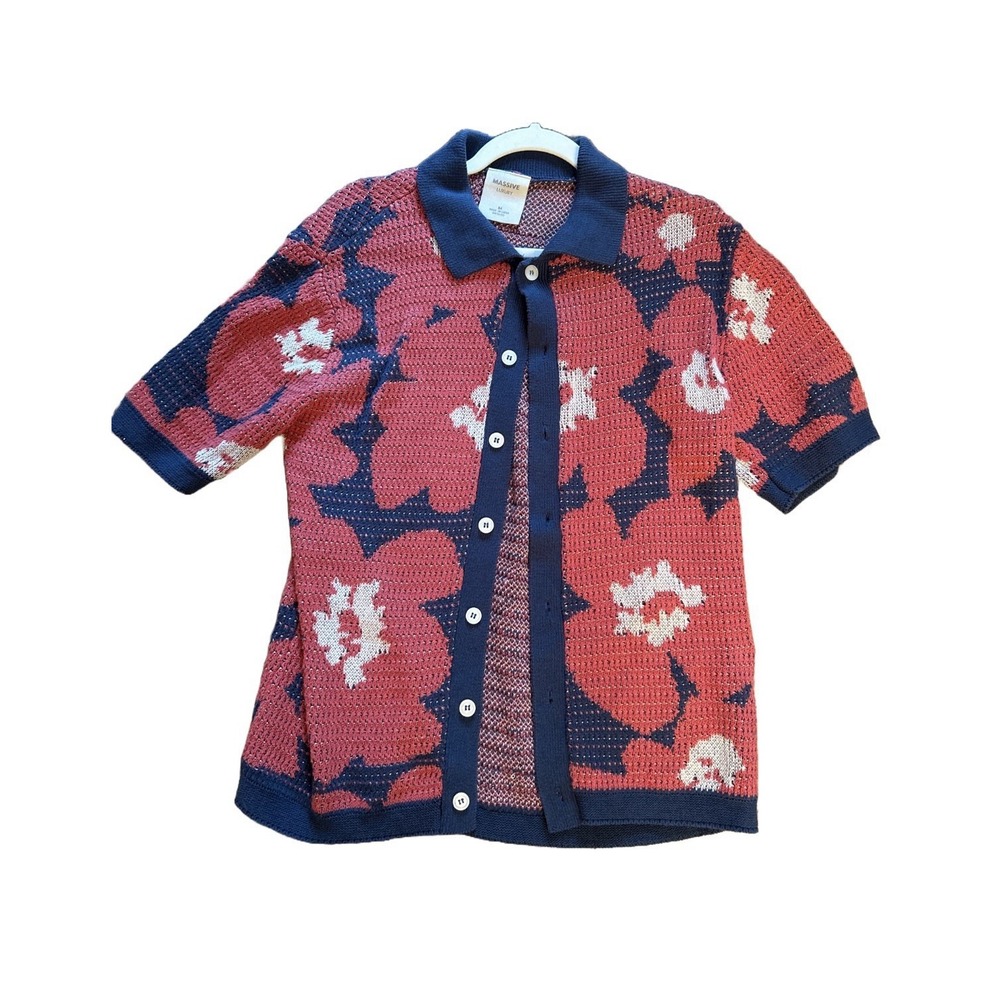 Massive Luxury Knit Crochet Mens Short Sleeve Shirt Size Medium Red Blue